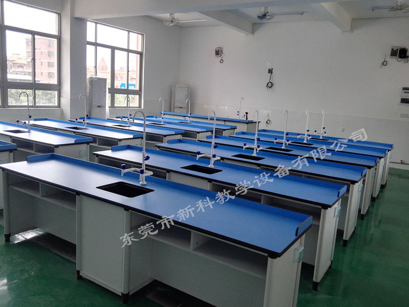 <a href='http://www.t905.cn/chanpin/53-1.html' target='1' style='font-size:18px; font-weight:bold; color:#000000;'>科學實驗室</a>