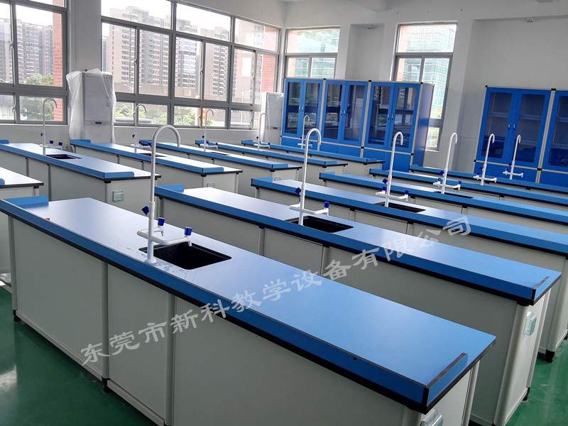 <a href='http://www.t905.cn/chanpin/53-1.html' target='1' style='font-size:18px; font-weight:bold; color:#000000;'>科學實驗室</a>廠家