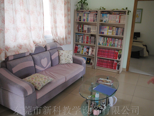 學校<a href='http://www.t905.cn' target='1' style='font-size:14px; font-weight:bold; color:#0080ff;'>心理咨詢室</a>
