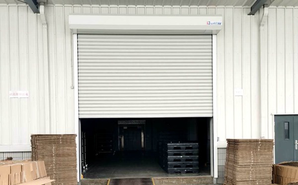 提升門比卷簾門有哪些優點？插圖1
